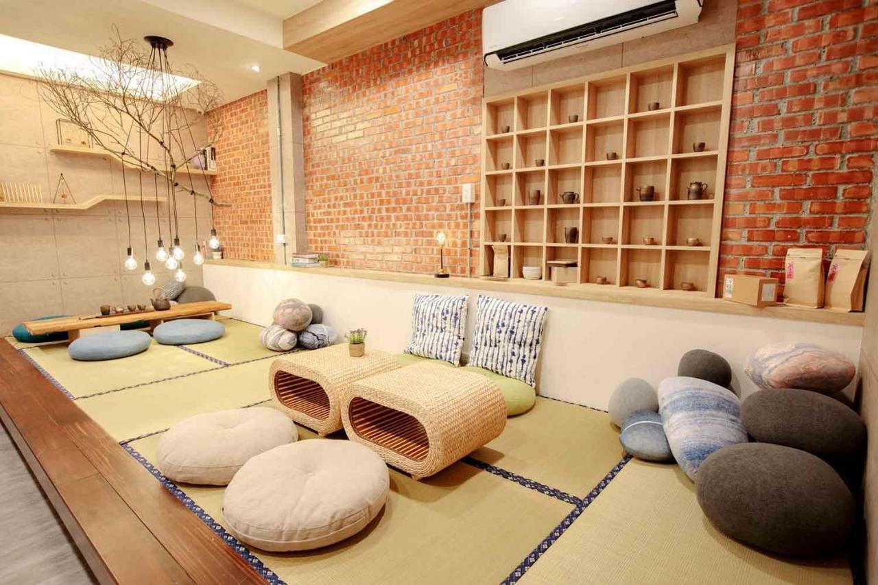 Bird Series B&B&Hostel複合式民宿#本國旅客須先匯款 Тайнань Экстерьер фото