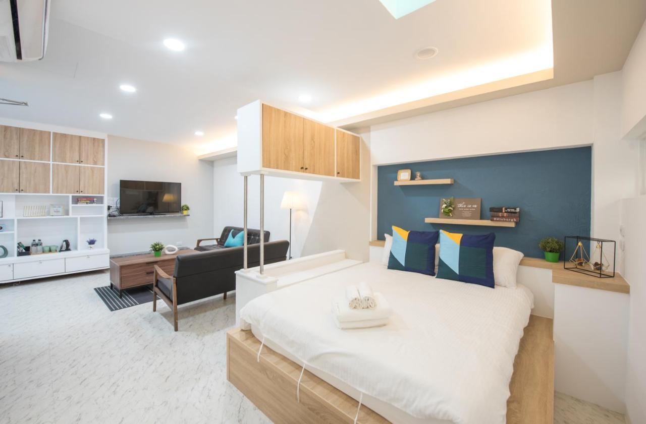 Bird Series B&B&Hostel複合式民宿#本國旅客須先匯款 Тайнань Экстерьер фото